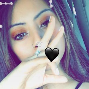 Meet your Posher, Karina